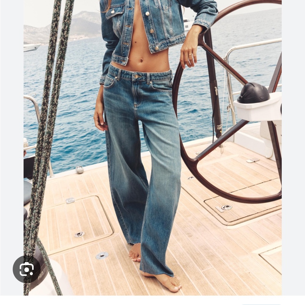 Zara Barrel Style Jeans